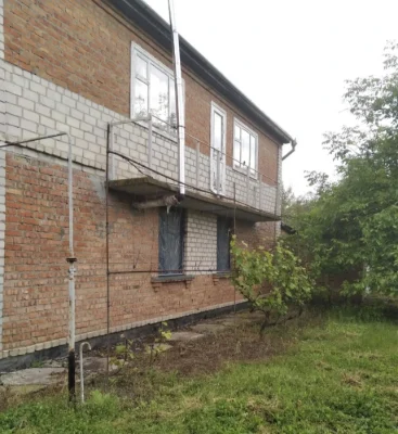 Продам двоповерховий будинок
