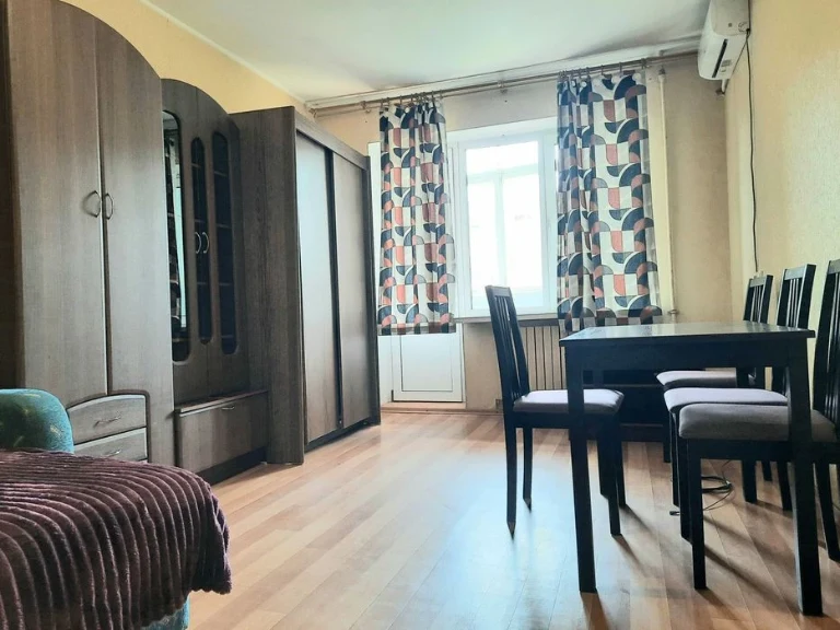Продам 1 ком квартиру ВИЛЬЯМСА (Чикаленко) / Королёва/Таиро