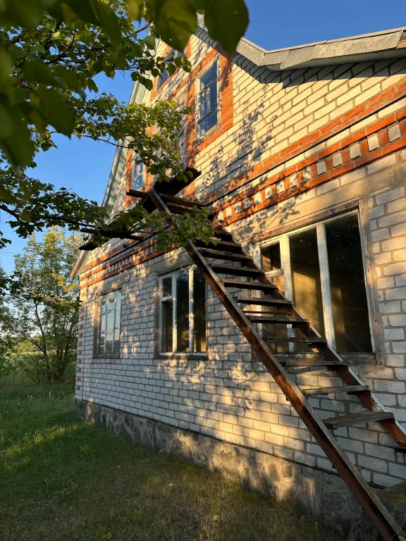 Продам будинок (земельну ділянку з коробкою) у Полтавській о