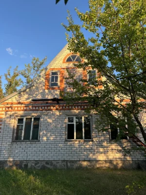 Продам будинок (земельну ділянку з коробкою) у Полтавській о
