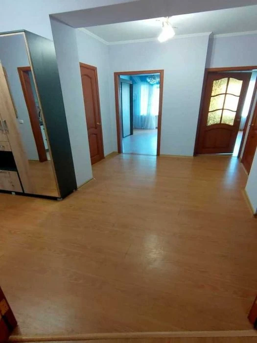 ‼️Центр‼️ 3к квартира з ремонтом в новобудові, 88 м², нижній