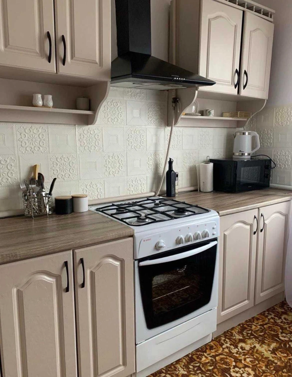 Цегляний будинок 108,7 м², 4 кімнати, 9,45 сотки, газ, Берез