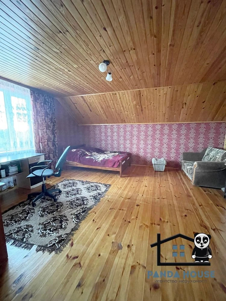 Продається двоповерховий будинок
