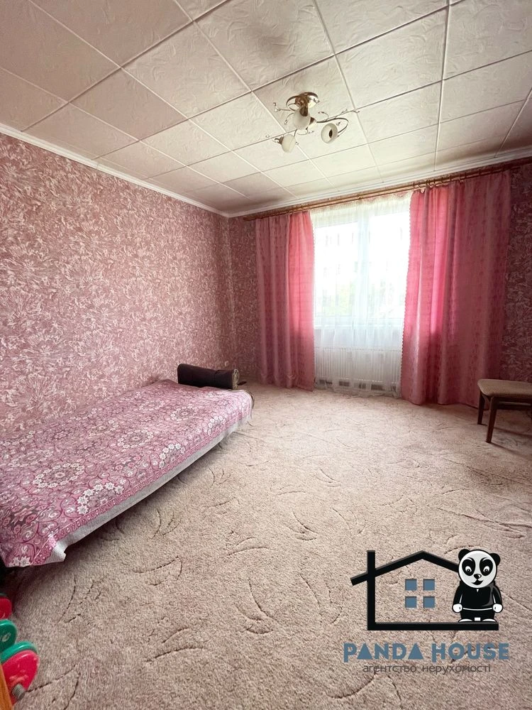 Продається двоповерховий будинок
