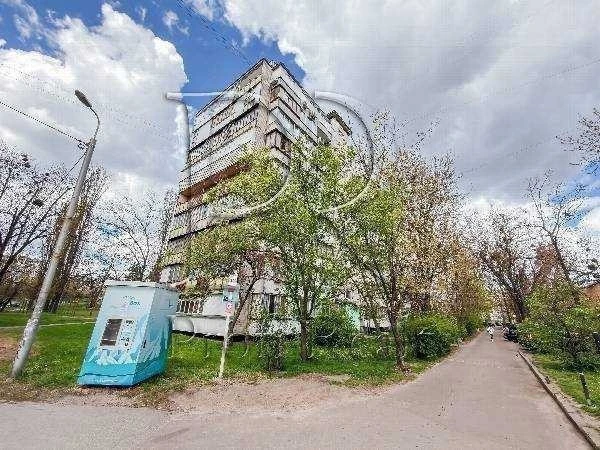 1-room apartment for sale 32 m², Akademika Kurchatova St.,