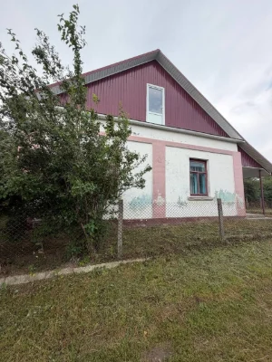 Продаж частини будинку поблизу м. Дубно