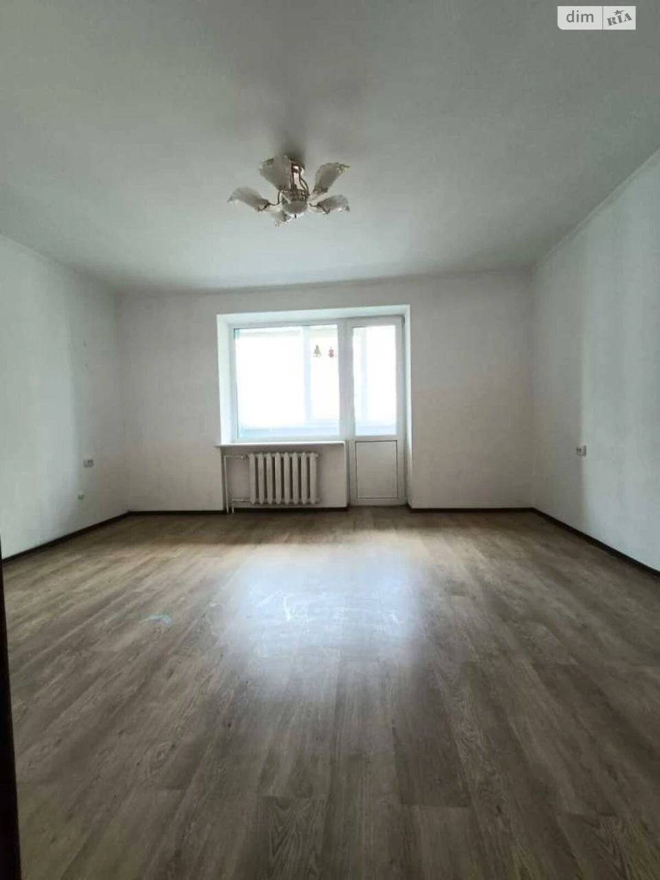 Продаж Квартира Правий Поділ