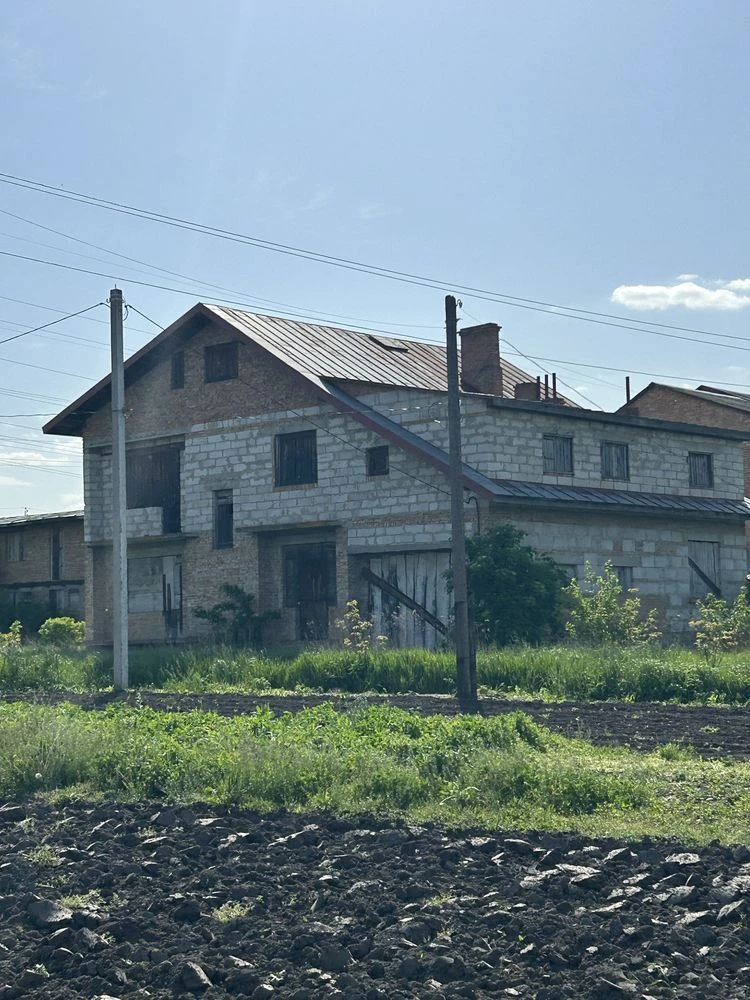 Будинок! Незавершене будівництво!!
