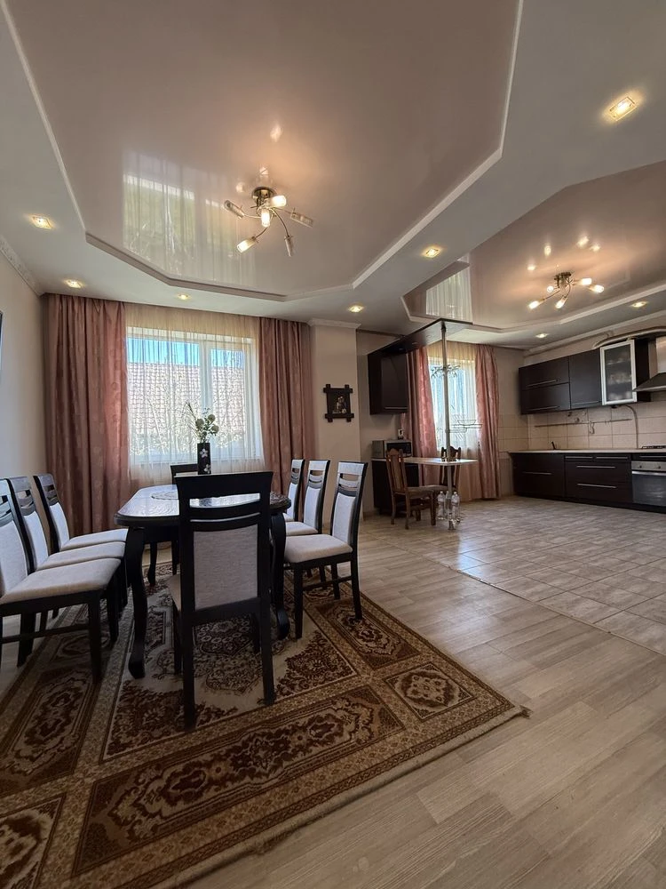 Продаж будинку | вул.Зелена | м.Дубно