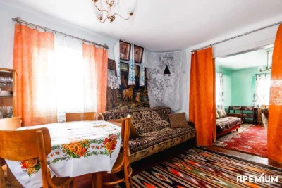 Продаж будинку в м.Дубно. Власна терторія. 3 кімнати.  Поруч