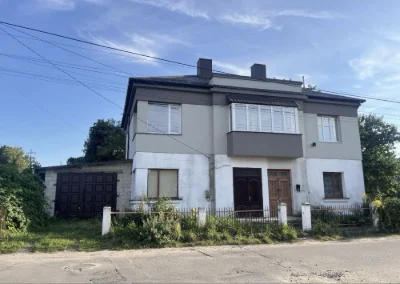 Дубно, центр: просторе житло 95 м² + гараж з ямою + сарай, с