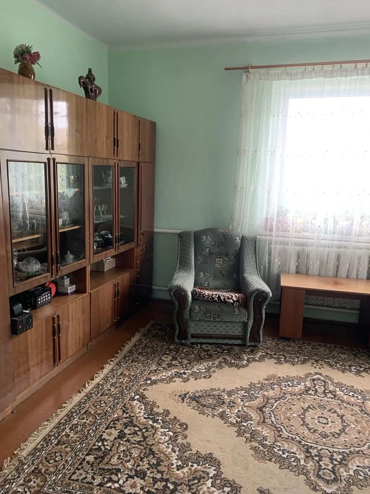 Продаж цегляного будинку ( 20 км від міста )