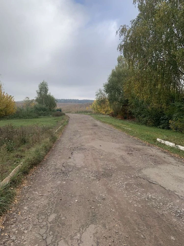 Продаж цегляного будинку ( 20 км від міста )