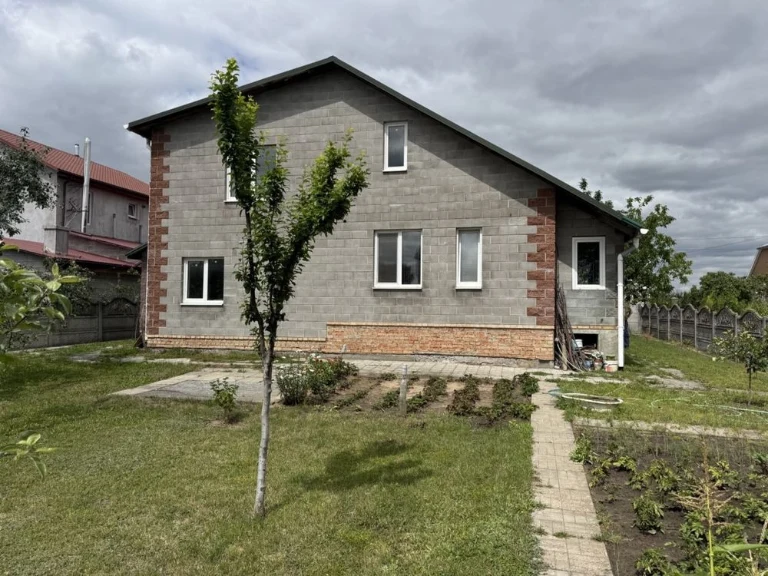 Продаж будинку в Здолбунові