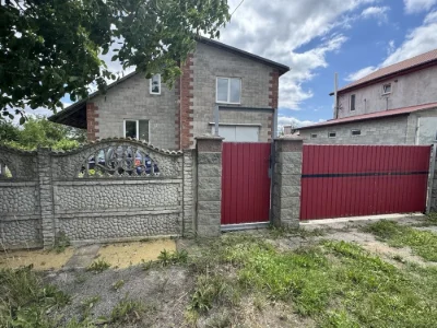 Продаж будинку в Здолбунові