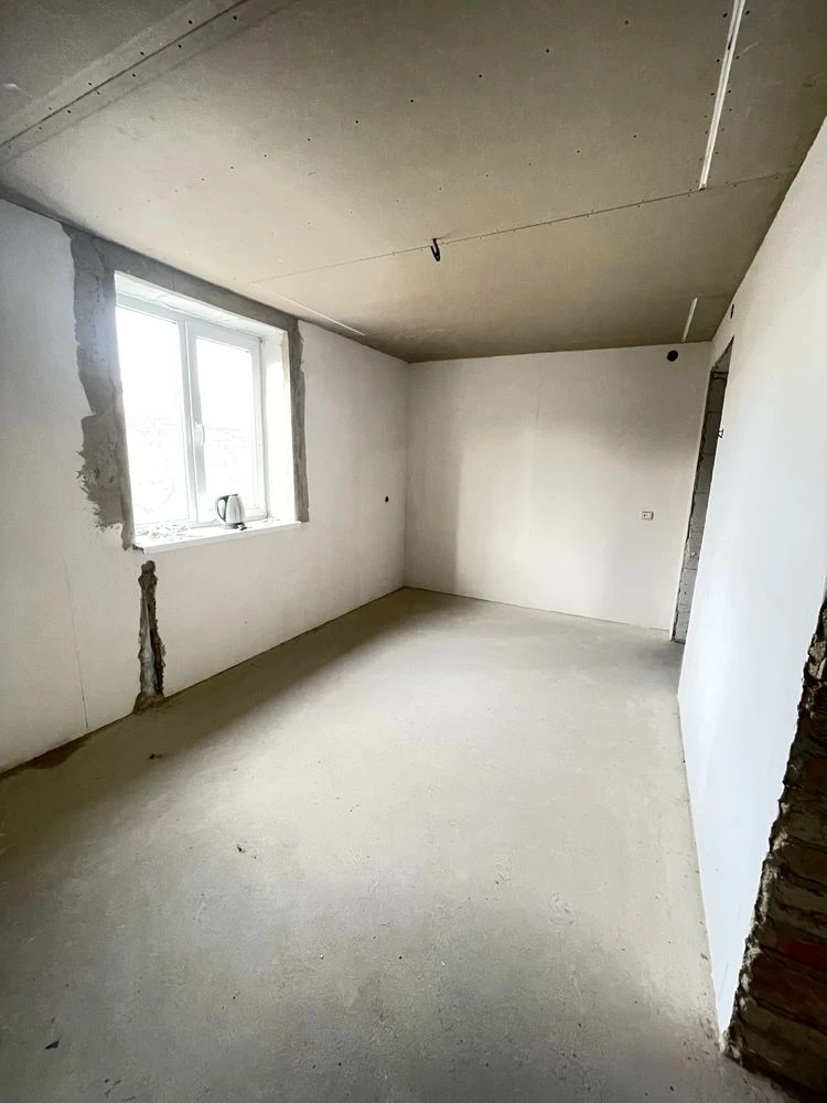 ПРОДАЖ 1/2 будинку м.Здолбунів