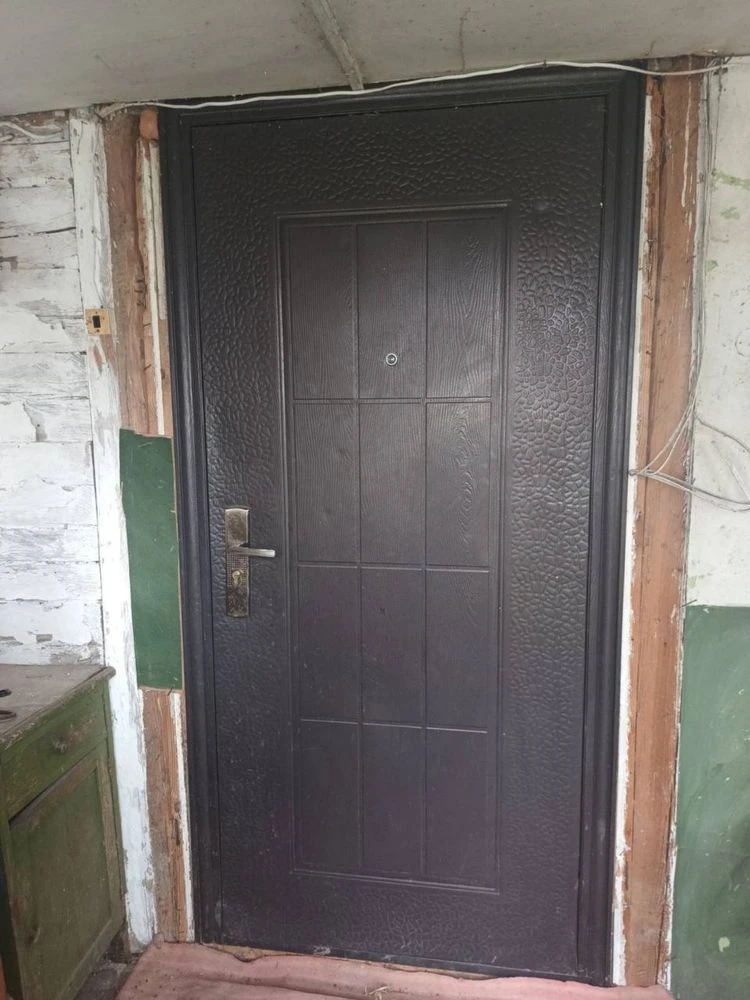 Продається дерев'яний будинок 65 м² біля річки, 35 сот землі