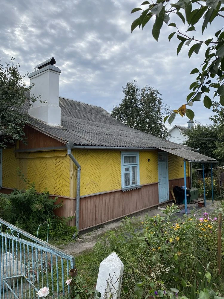 Продається будинок в м.Костопіль хороший варіант для бізнесу