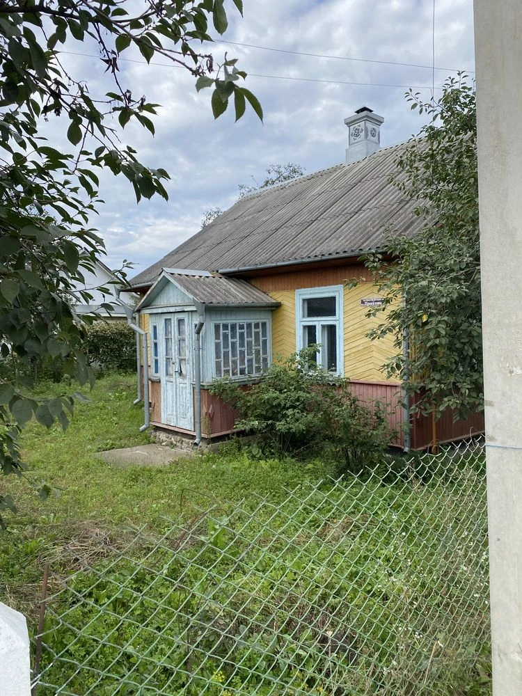Продається будинок в м.Костопіль хороший варіант для бізнесу