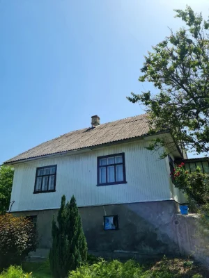 Продам 2-х поверховий будинок