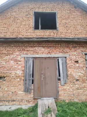Продам незавершене будівництво, земел. ділянка приватизована
