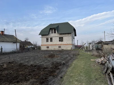 Нерухомість. Продаю або обміняти незавершений будинок