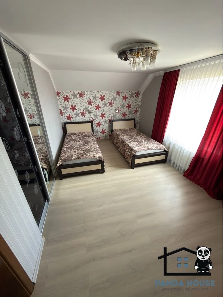 Продається красивий будинок готовий «під ключ».