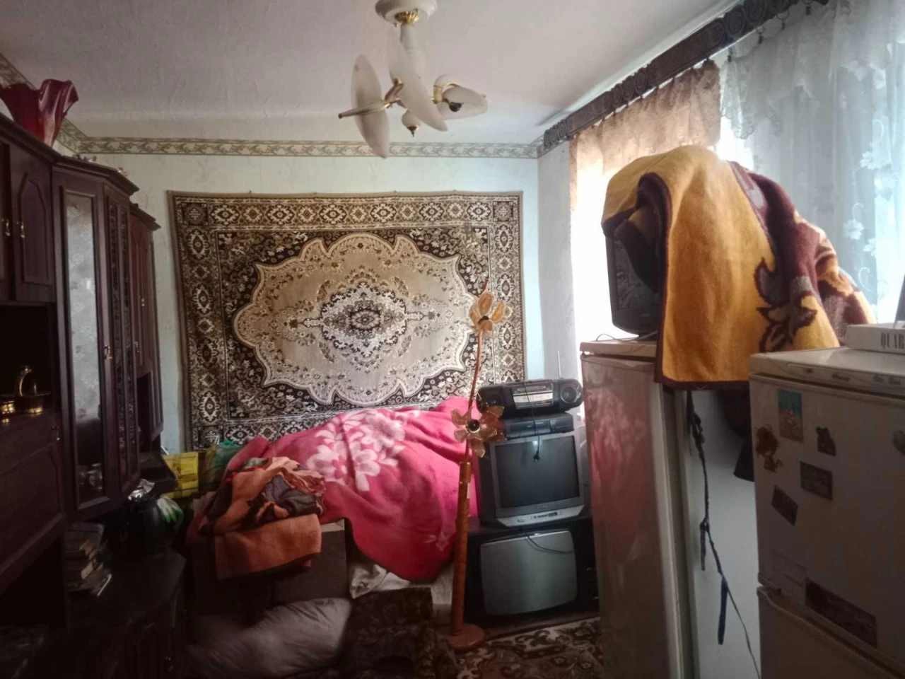 Продається будинок у м. Буринь, можна по сертифікату.