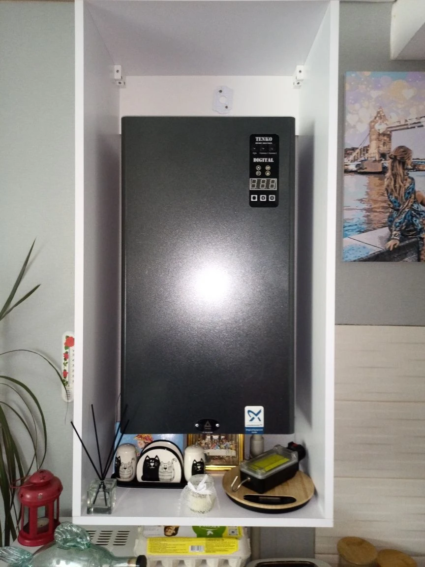 Продам 3/5 будинку в центрі +авто можна по сертифікату