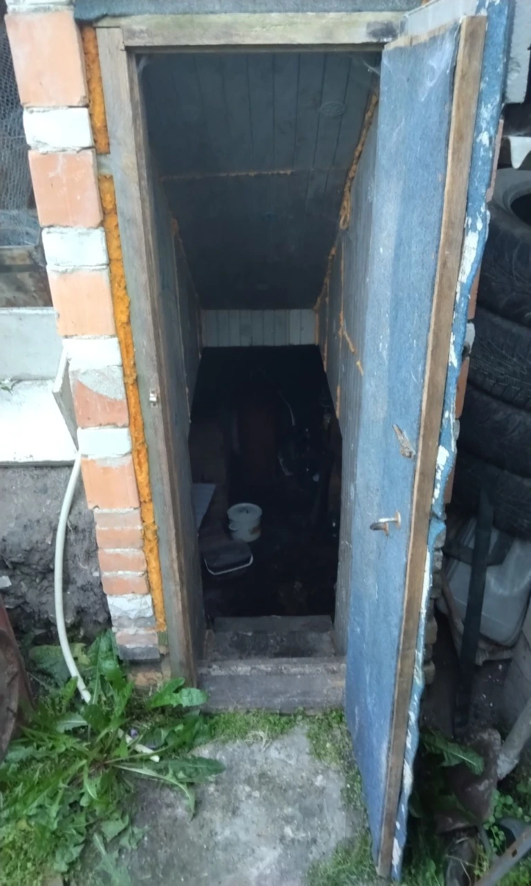 Продам 3/5 будинку в центрі +авто можна по сертифікату