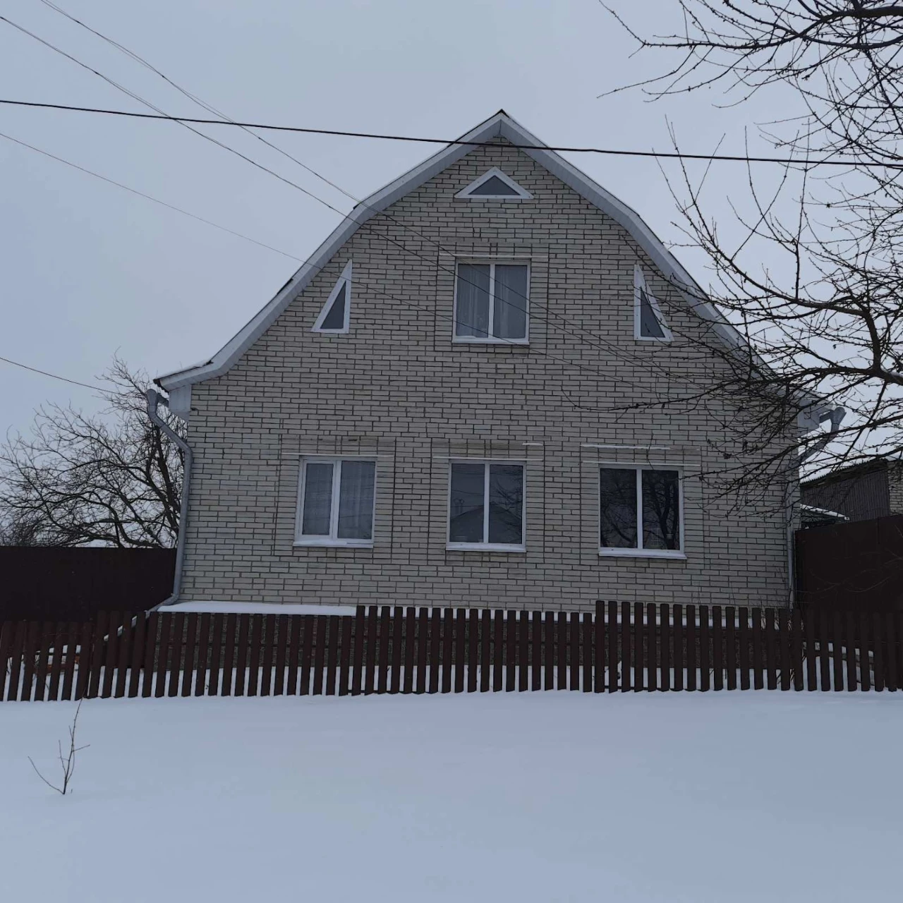 Продам будинок в м.Глухів