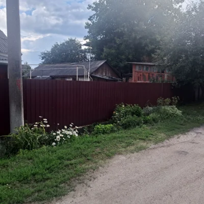 Продам пів будинка