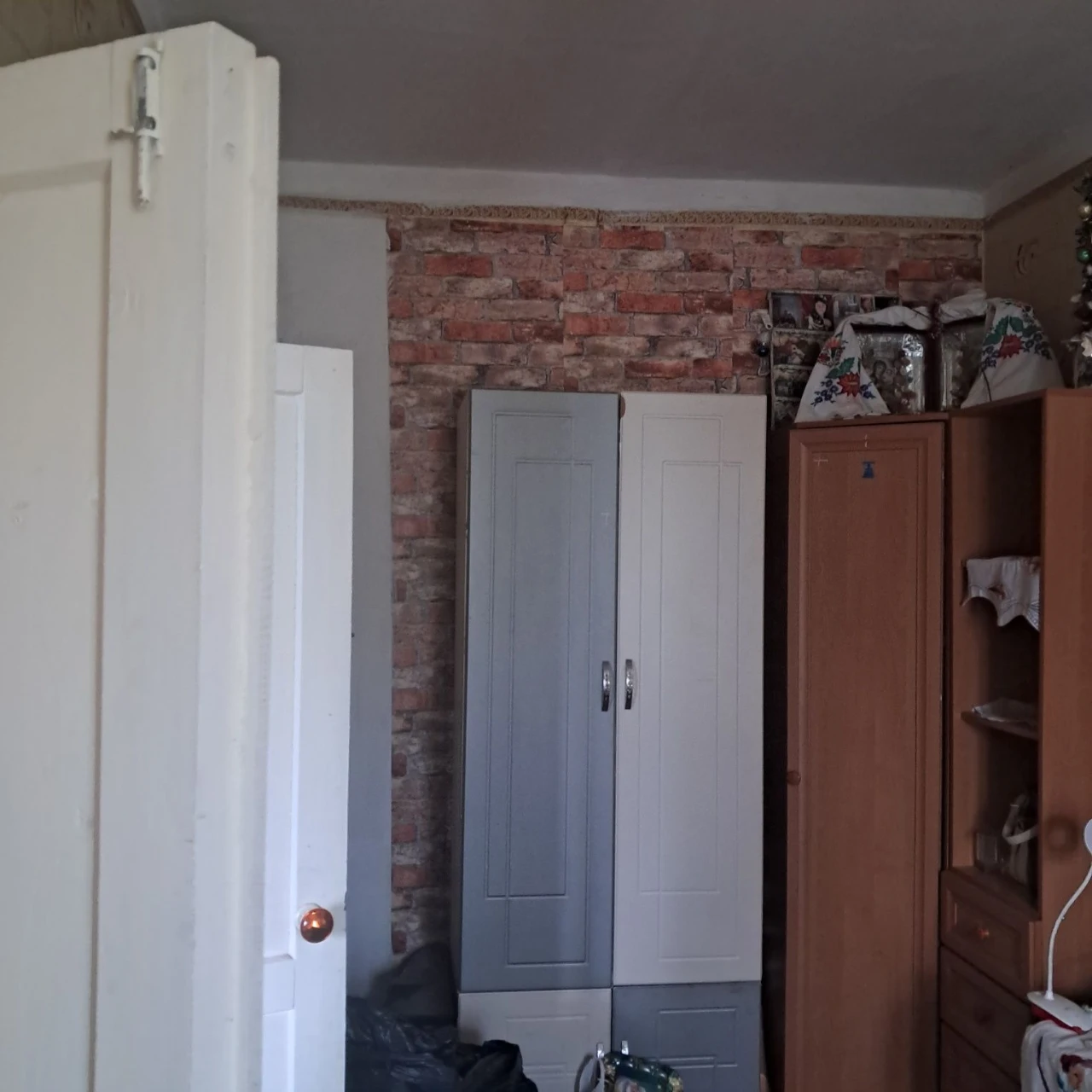 Продам пів будинка