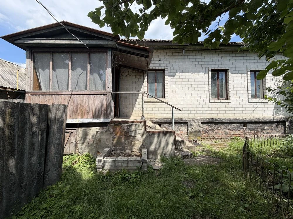 Продаж будинку 61.4 м² з гаражем та приватизованою ділянкою