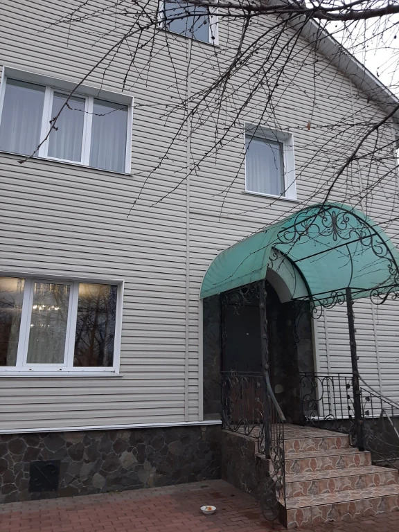 Продам власний будинок.