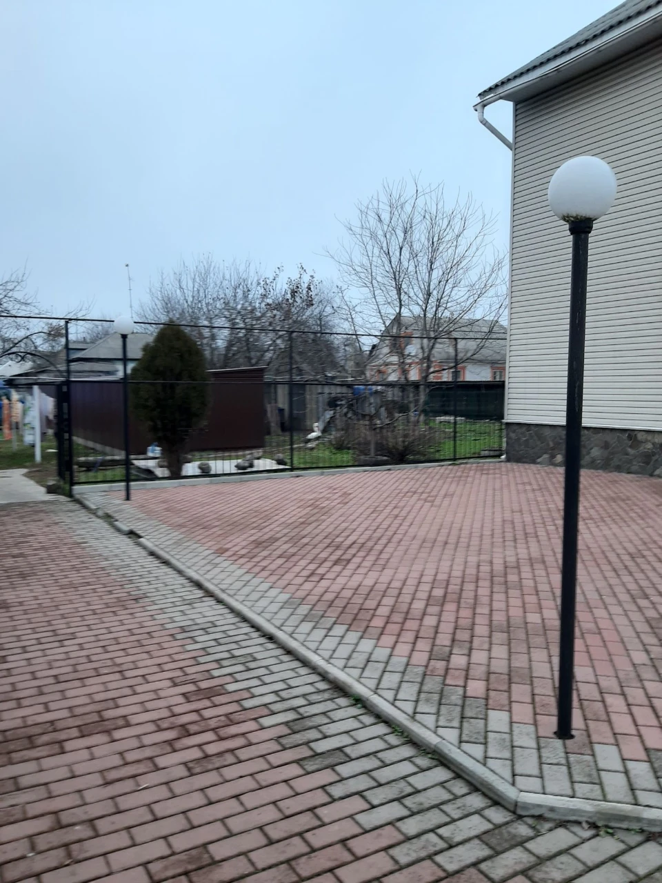 Продам власний будинок.