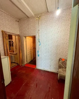 Продаж частина будинку ( квартири )