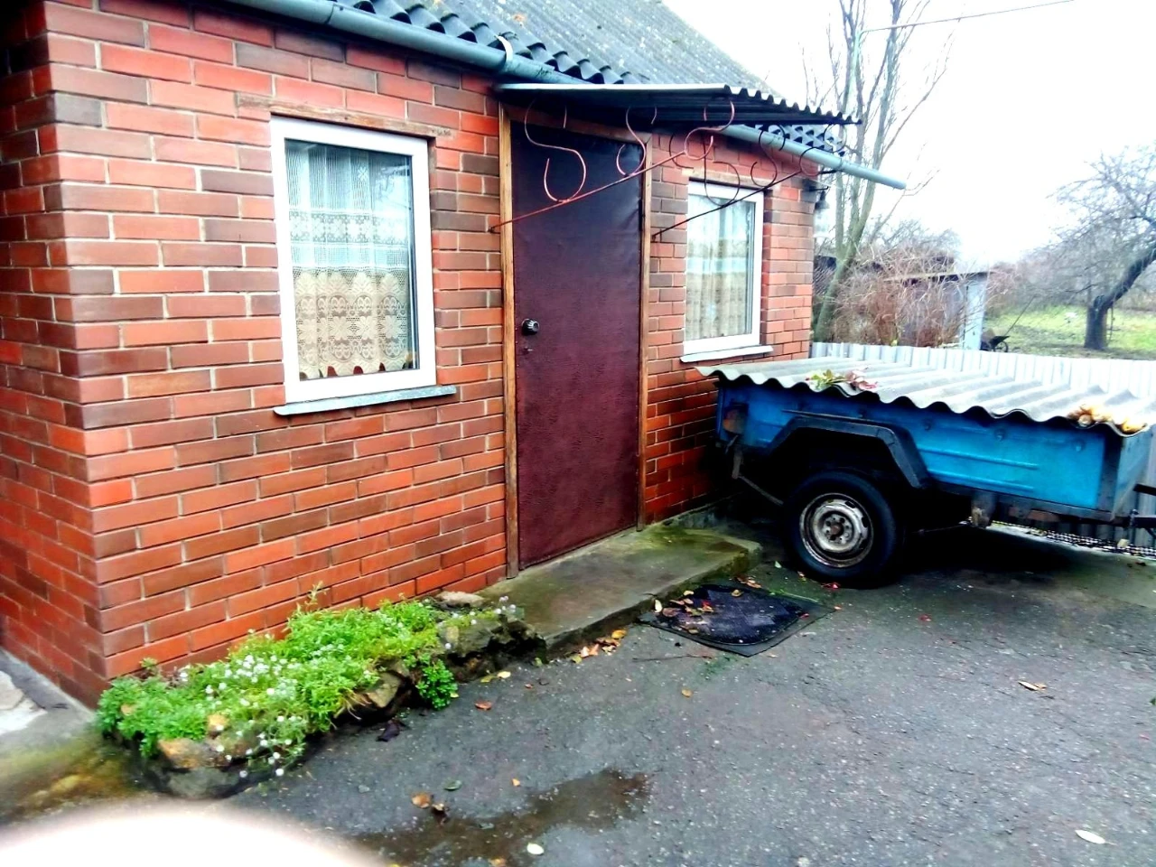 Продам свой дом с ремонтом . Район Роща.