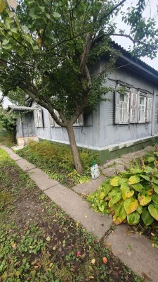 Продам будинок в центрі міста