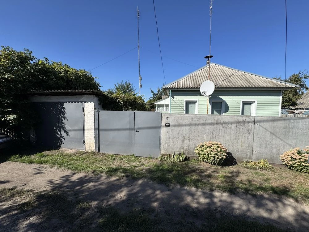 Продаж будинку м. Конотоп