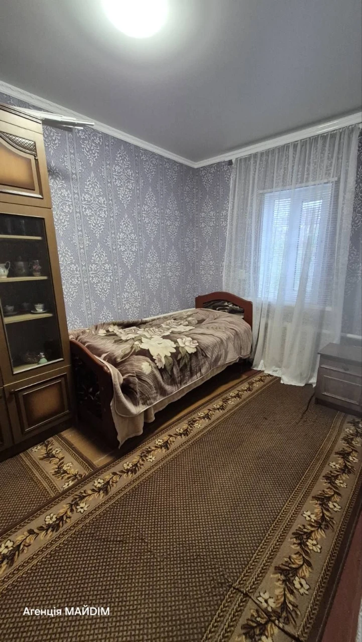 Продаж будинку в Лебедині.