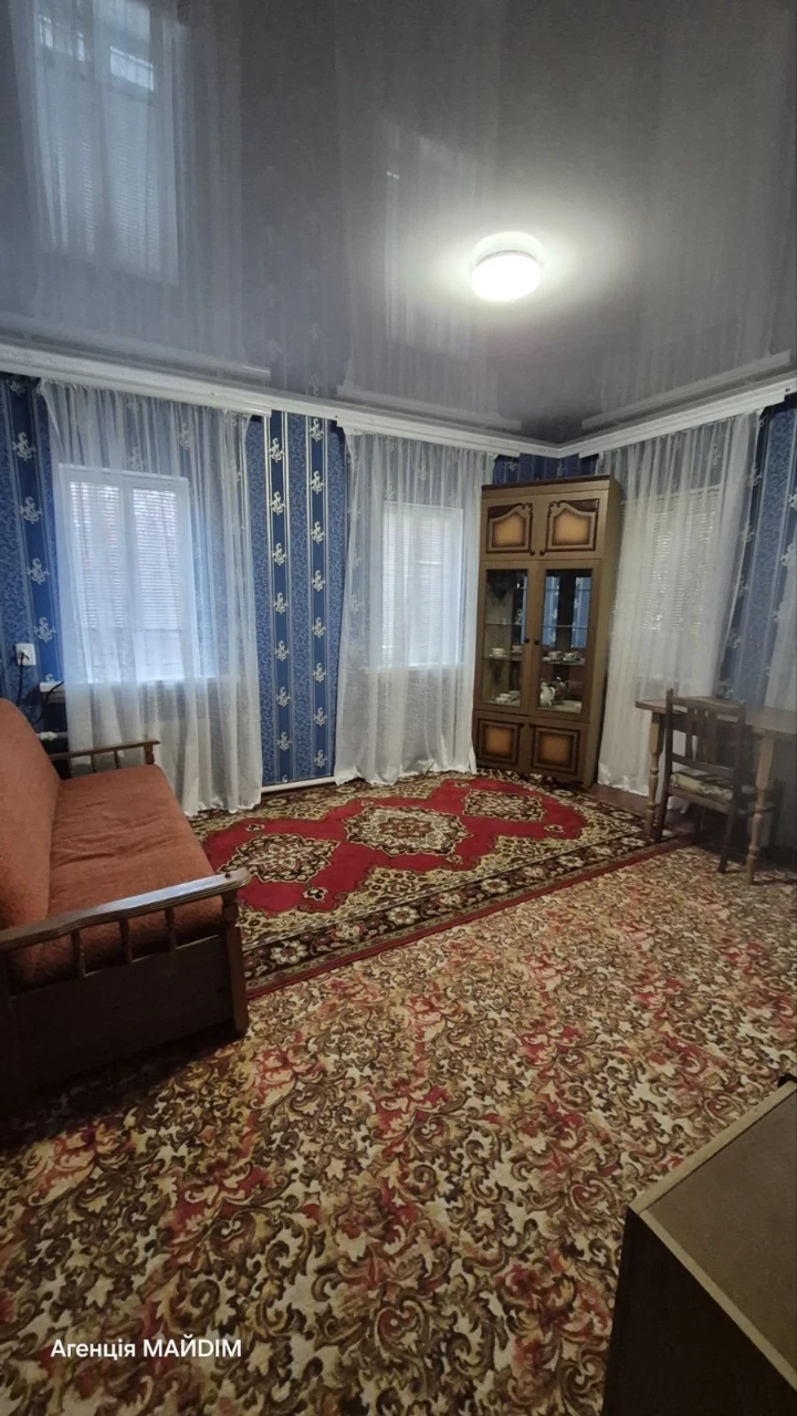 Продаж будинку в Лебедині.