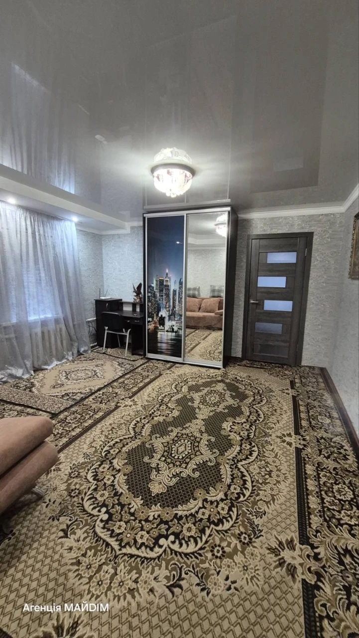 Продаж будинку в Лебедині.