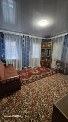 Продаж будинку в Лебедині ( район педучилища)