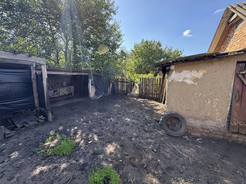 Продаж добротного будинку 75 м² у м. Лебедин (вул. Озерна, 1