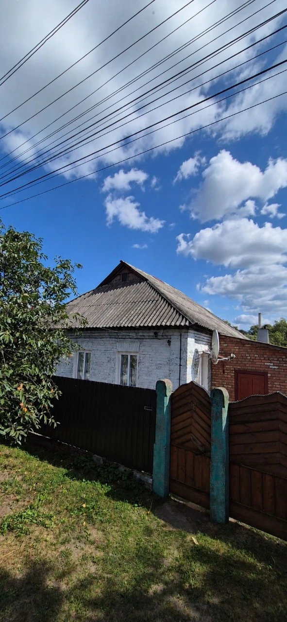 Продаж будинку в Лебедині