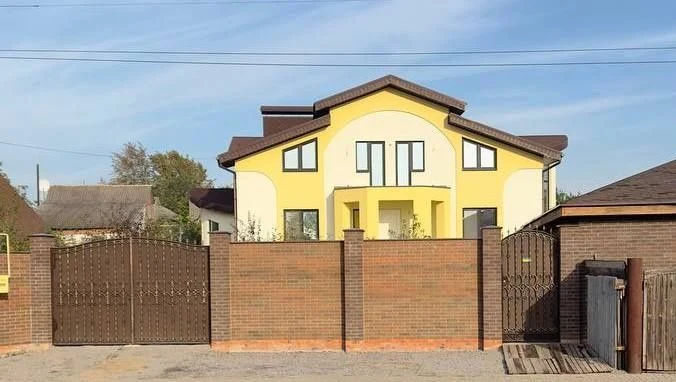 Для проживання та ведення бізнесу Центр міста Гарна локація