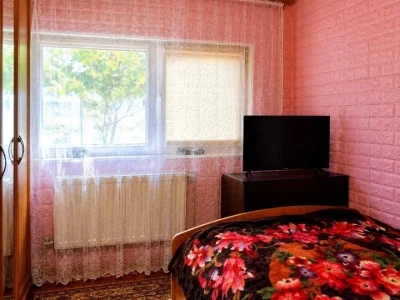 Будинок. Ромни, Озерна