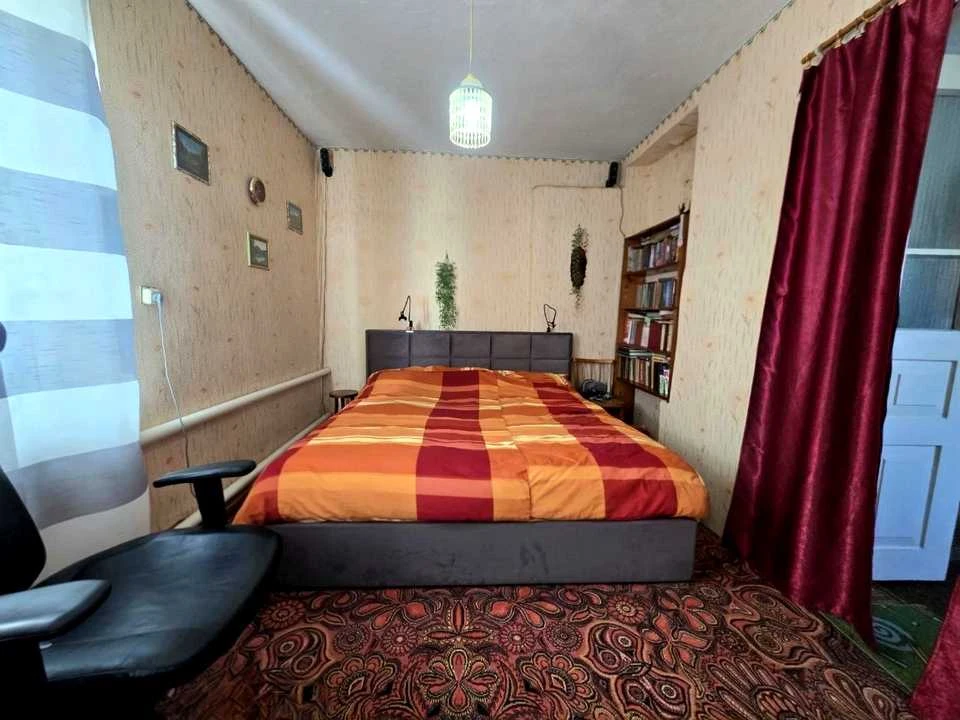 Будинок. Ромни