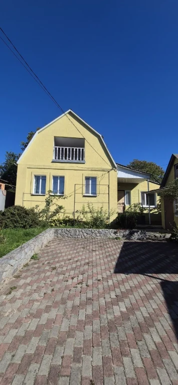 Продаж будинку в місті Ромнах.